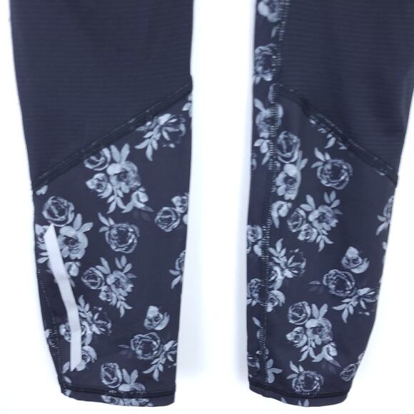 Old Navy Active Capri Leggings XS Xsmall Black Gray Floral Yoga Athletic Pants - Picture 4 of 6
